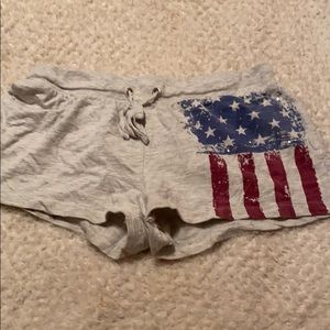 DEB Shorts Size L